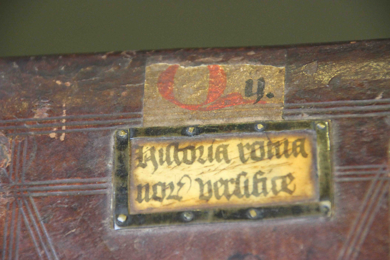 Illustration for article titled Medieval Libraries Developed A Crude GPS System To Locate Books